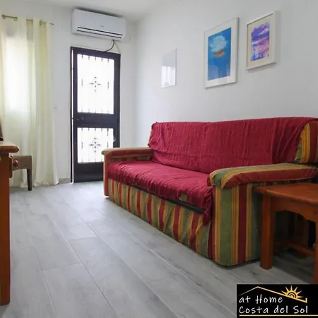 Apartment Bajos Jimena At *
